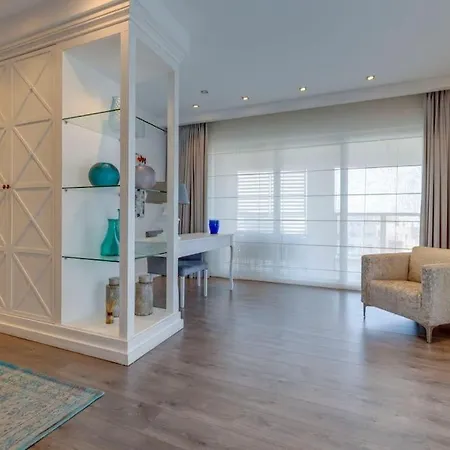 Prime Location Seaview Lux