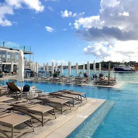 Prime Location Seaview Lux Appartement