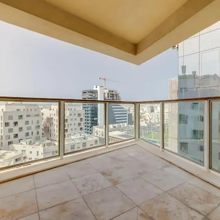 Prime Location Seaview Lux Apartment