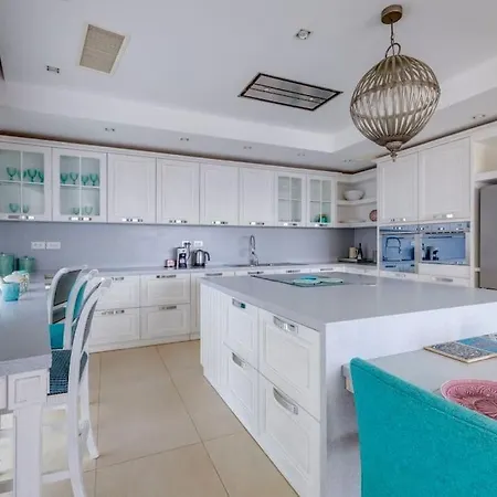 Prime Location Seaview Lux * Sliema