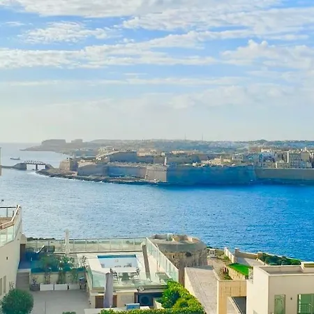 Prime Location Seaview Lux Apartmán