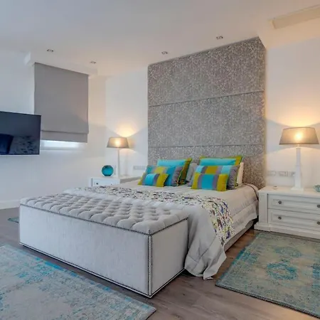 Prime Location Seaview Lux Apartmán